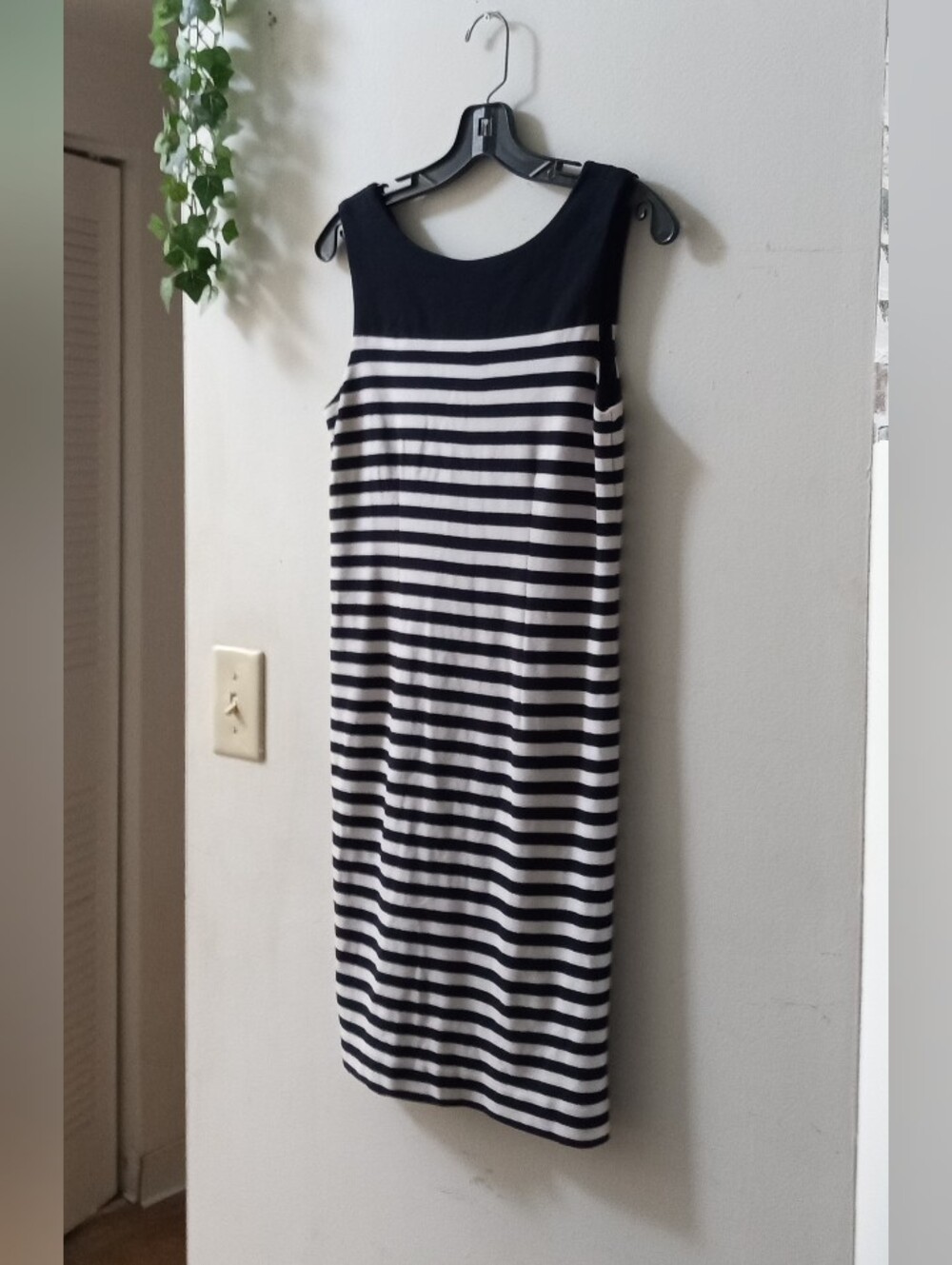 Banana Republic Stripe Navy Dress Size 4